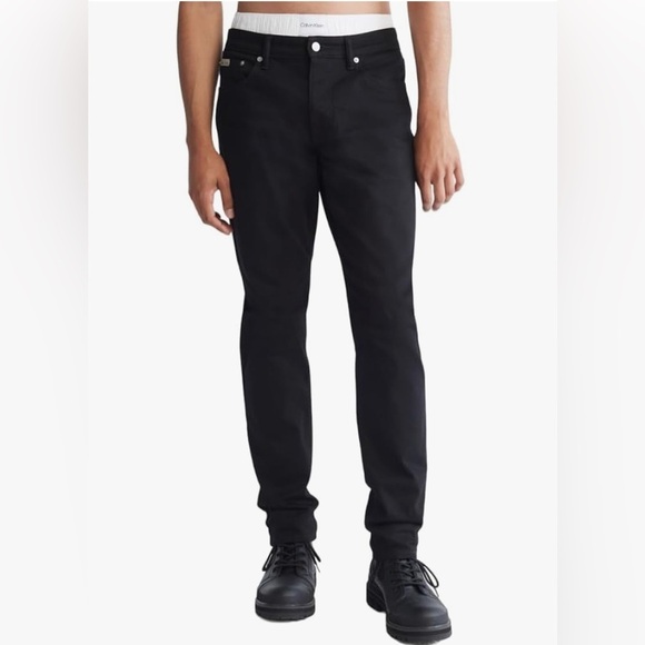 B11.04 NWT Calvin Klein Slim Straight Fit Jean Black W40xL30 - Picture 1 of 4